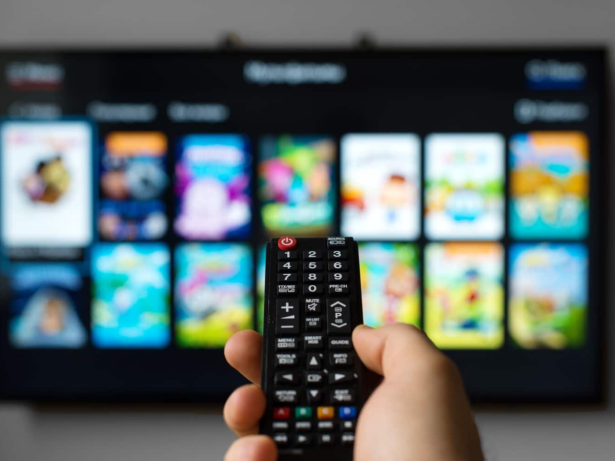 Streaming amplia disputa por produções brasileiras e movimenta mercado audiovisual