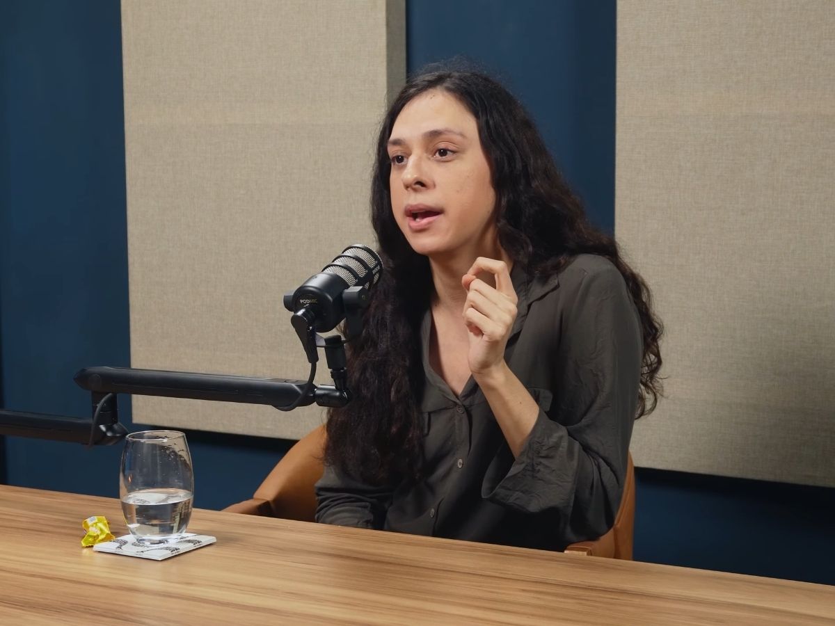 Victor Meyniel critica tratamento sensacionalista de agressão em entrevista